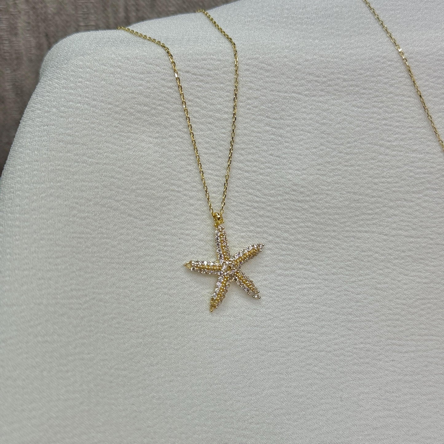 14K Solid Gold Starfish Necklace